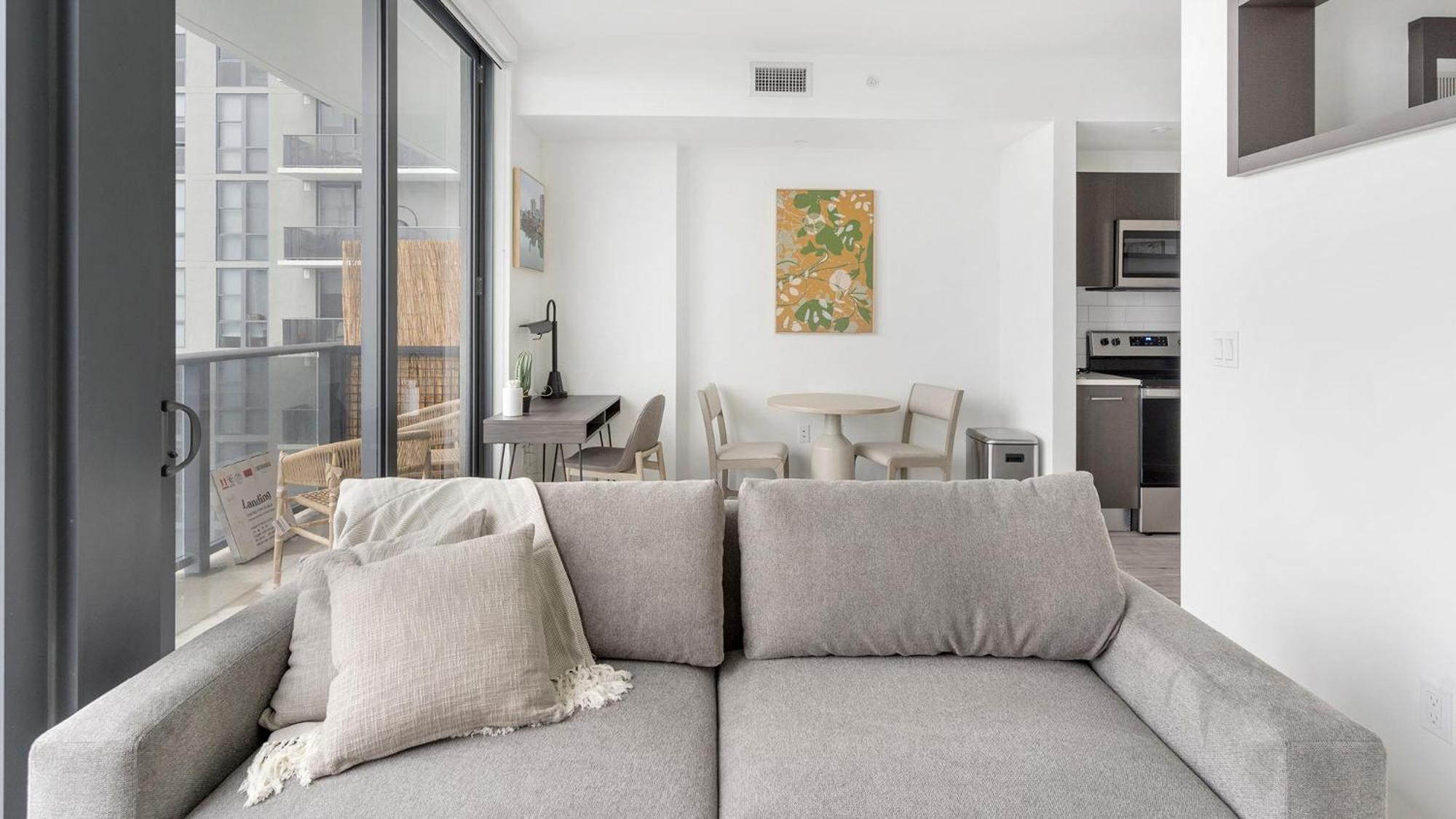 Flow Fort Lauderdale Condos By Barsala Room photo